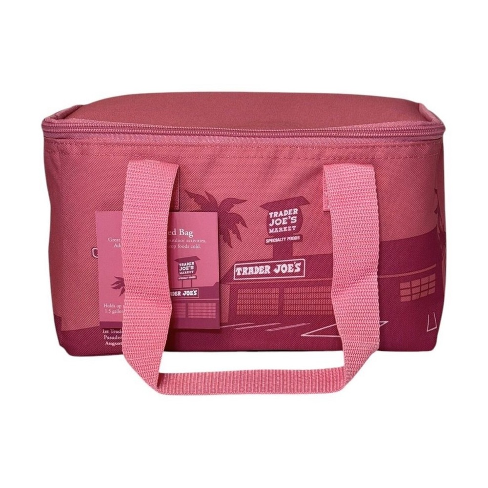 Light pink Trader Joe’s lunch tote